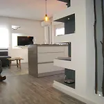 Apartment Unike